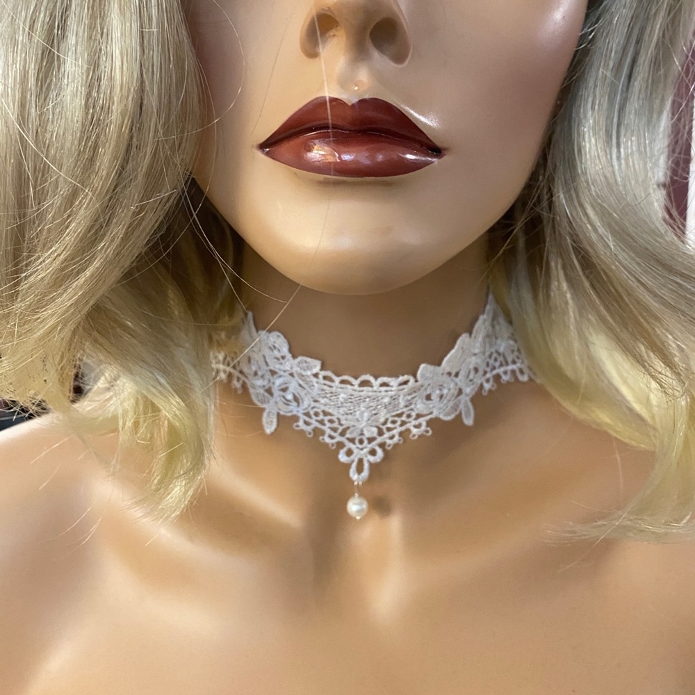 Victorian Venice lace choker, pearl & moonstones